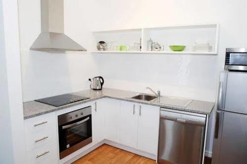 Albany Central Apartments Экстерьер фото